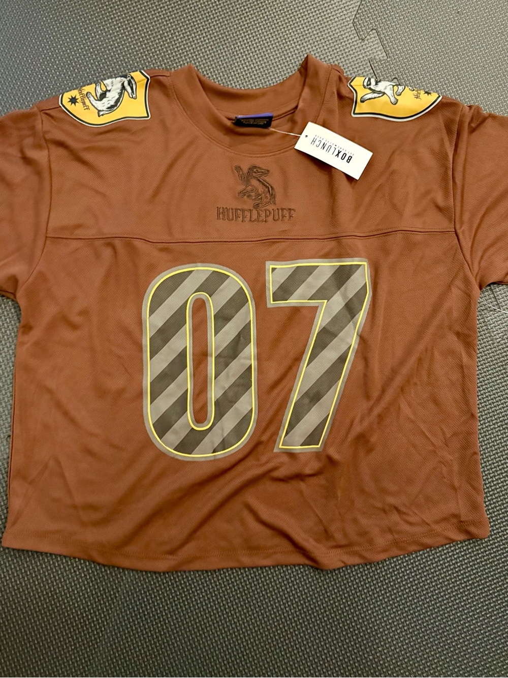Cropped Harry Potter Hufflepuff football jersey - SM